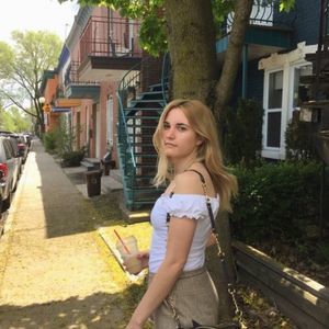 Meet your Posher, Julie